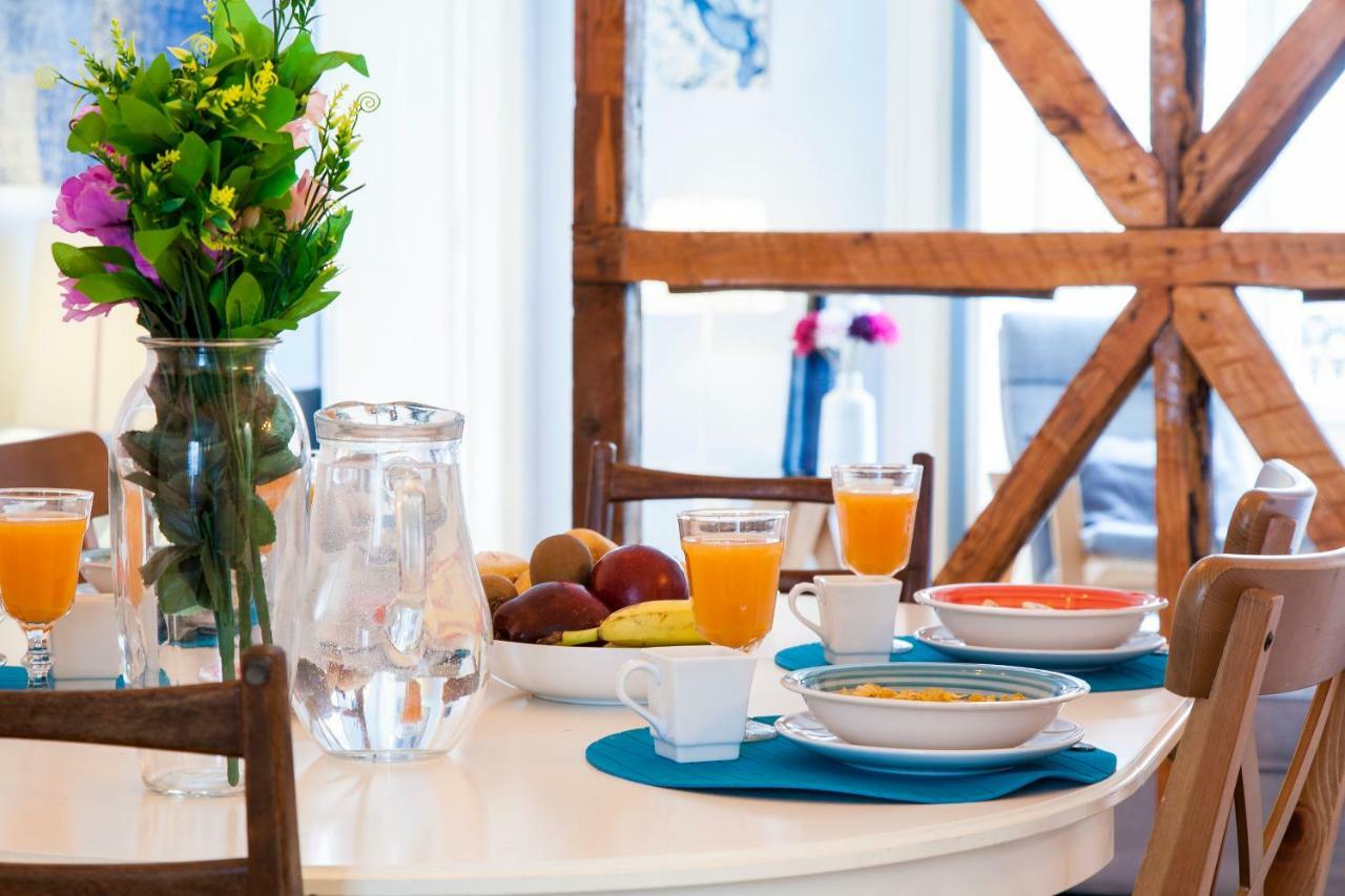 Bairro Alto 3 Bedroom Patio Flat! ลิสบอน ภายนอก รูปภาพ