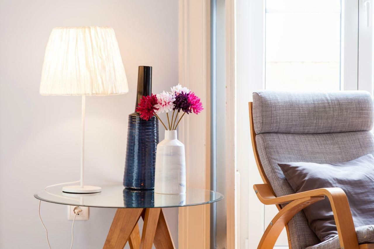 Bairro Alto 3 Bedroom Patio Flat! ลิสบอน ภายนอก รูปภาพ
