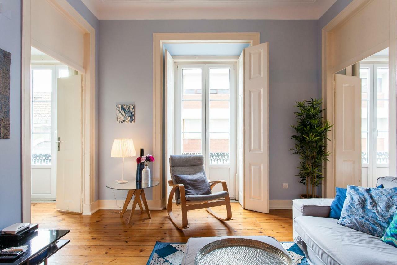 Bairro Alto 3 Bedroom Patio Flat! ลิสบอน ภายนอก รูปภาพ