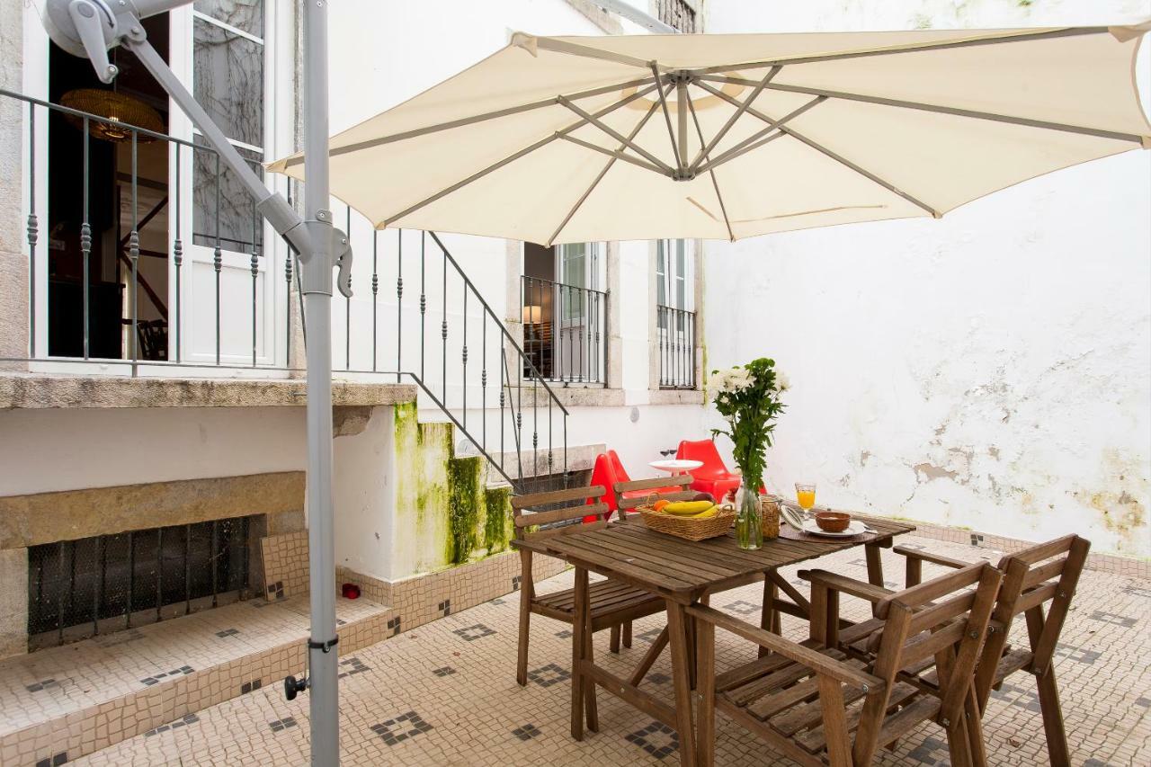 Bairro Alto 3 Bedroom Patio Flat! ลิสบอน ภายนอก รูปภาพ